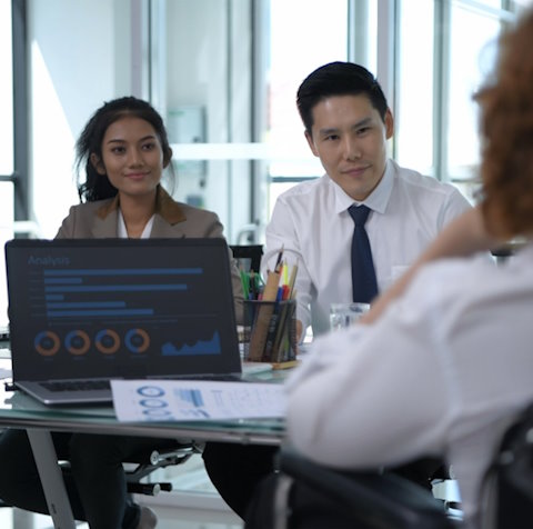 A picture of business people.